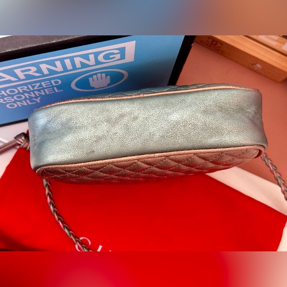 GUCCI Nappa Trapuntata Mini Zumi Dome Metallic Pastels Xbody Bag - Picture 7 of 16